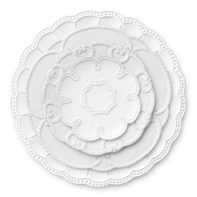 Wholesale Retro Flower White Porcelain Plate Embossed Dinnerware Wedding Ceramic Dinner Set