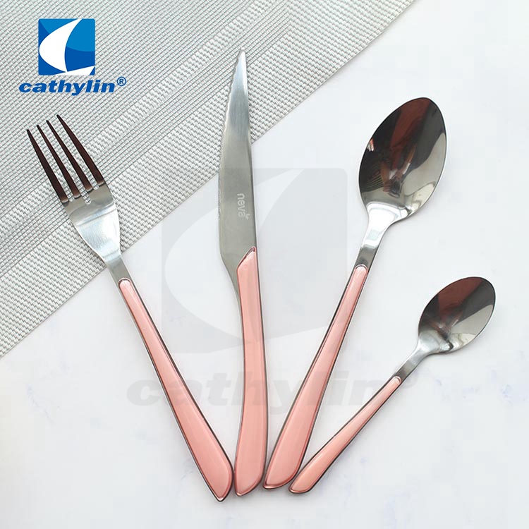 Restaurant 18/0 mirror polish cutlery set with plastic handle
