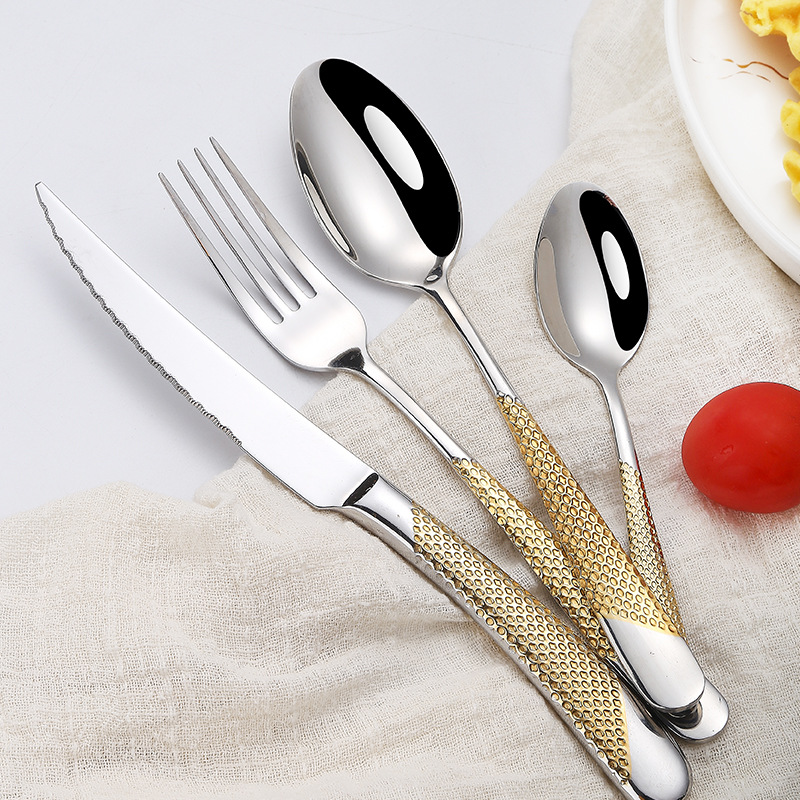 20 Pcs Luxury Flatware 18 /10 Stainless Steel Matte Gold Plated Cutlery Set for Wedding Event Restaurant