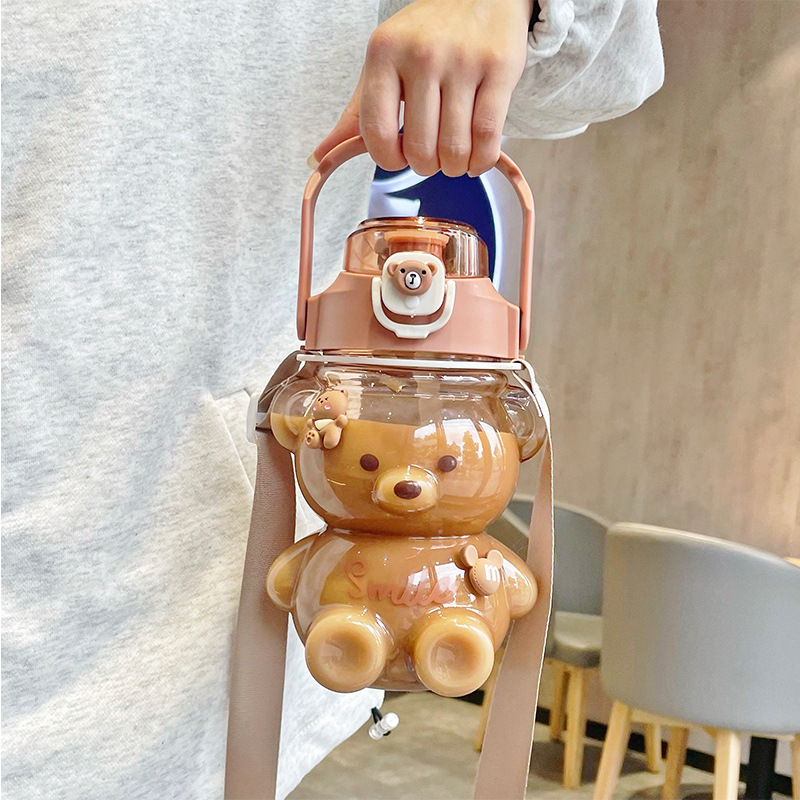 Newest High Quality Cute Bears Water Bottle Summer Students Portable Plastic Large Capacity Kettle Water Bottle with Straw