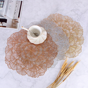 Gold Round Place Mats Set Hollow Out Flower Shaped Table Mat Pressed Vinyl Wedding Placemat