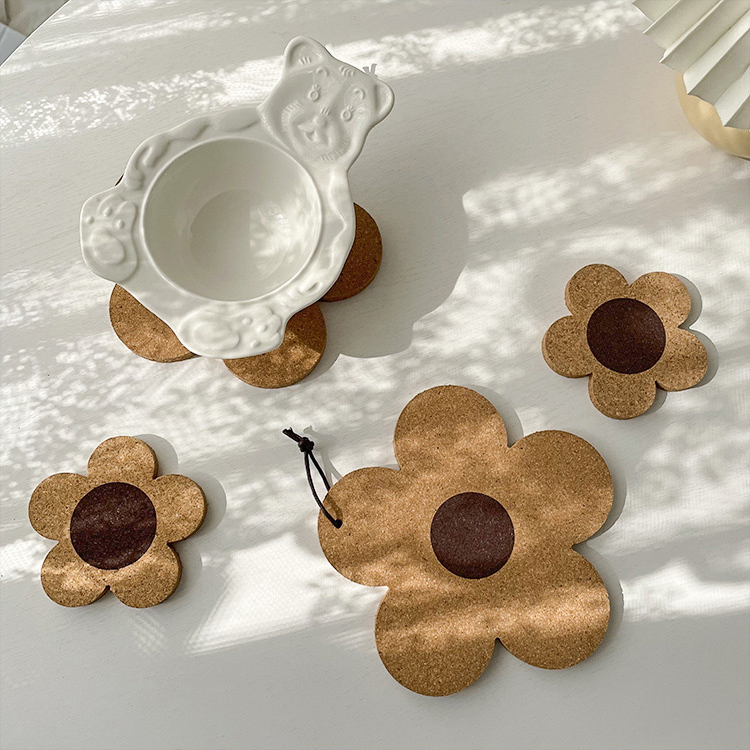 Hot Sale Cork Wood Cup Pad Flower Shape Cup Mat Cute Non-slip Barware Coaster Beverage Coaster